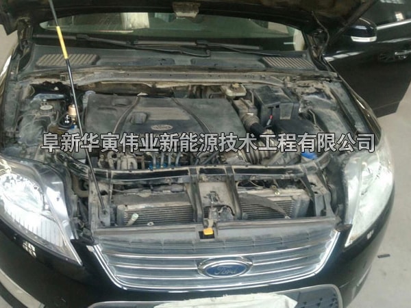 改裝現(xiàn)場(chǎng) 改裝現(xiàn)場(chǎng)